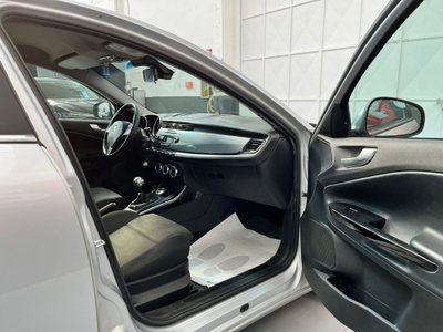 Alfa Romeo Giulietta 1.6 JTDm-2 Exclusive (10)