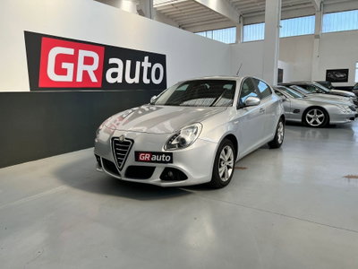 Alfa Romeo Giulietta 1.6 JTDm-2 Exclusive (2)