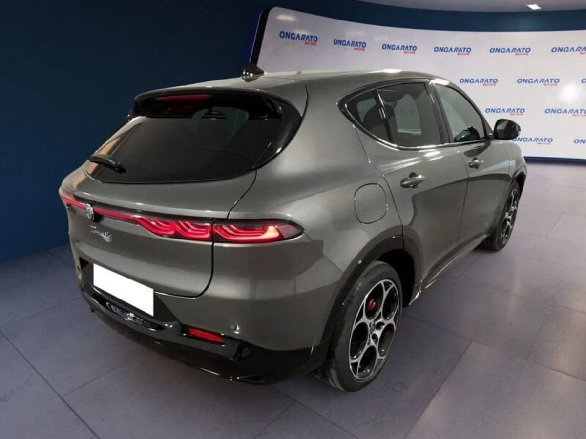 Alfa Romeo Tonale 1.5 hybrid Veloce 130cv tct7 (5)