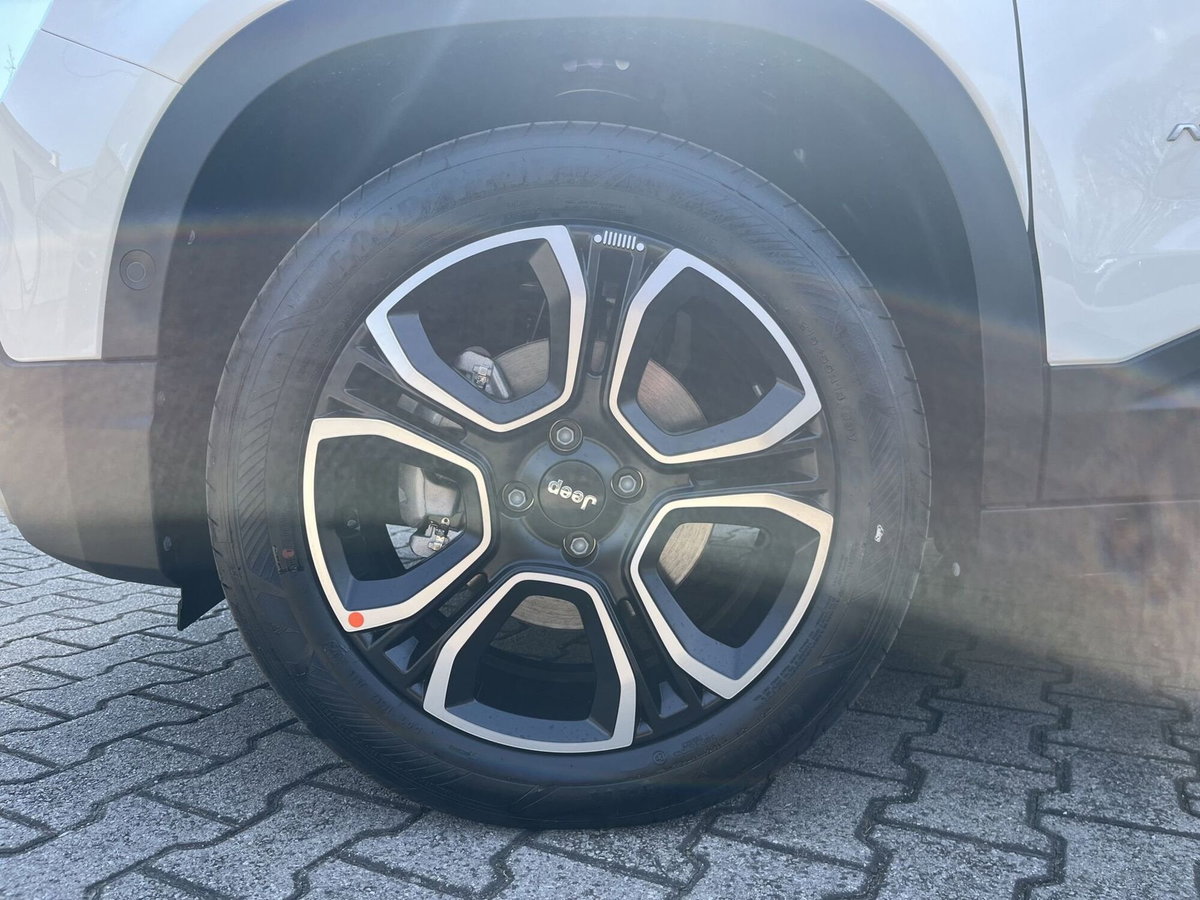 Jeep Avenger full-electric Summit fwd 156cv auto (8)
