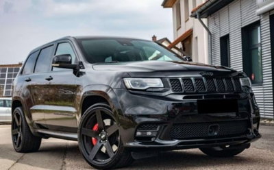 Jeep Grand Cherokee 6.4 V8 HEMI SRT (2)