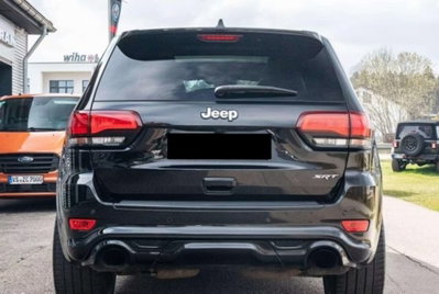 Jeep Grand Cherokee 6.4 V8 HEMI SRT (4)