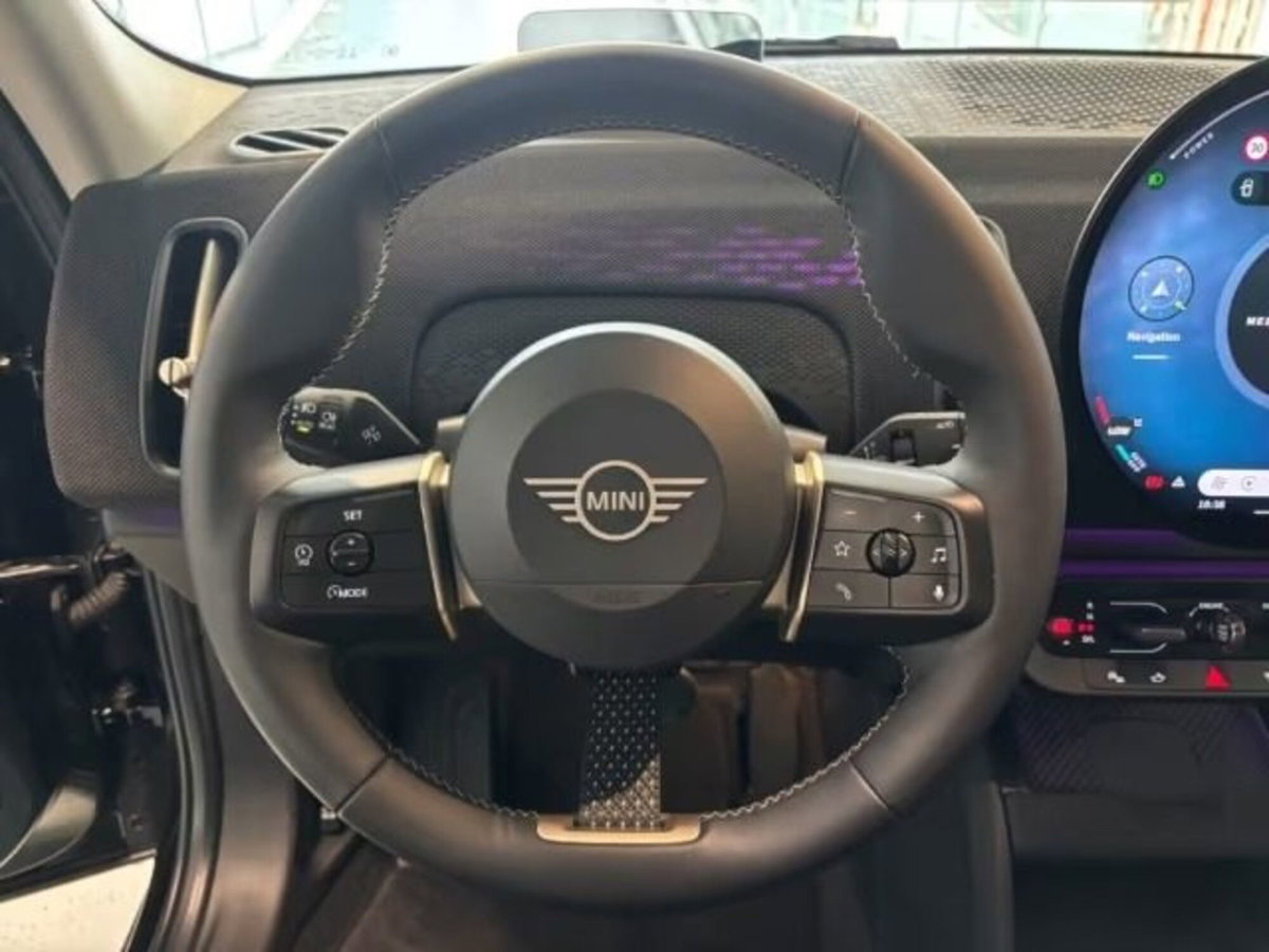 MINI Mini Countryman 2.0 Cooper D Essential Countryman (7)