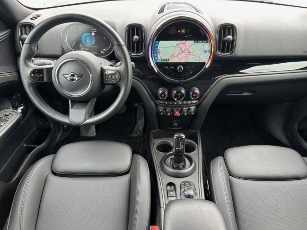 MINI Mini Countryman 2.0 Cooper D Essential Countryman (9)