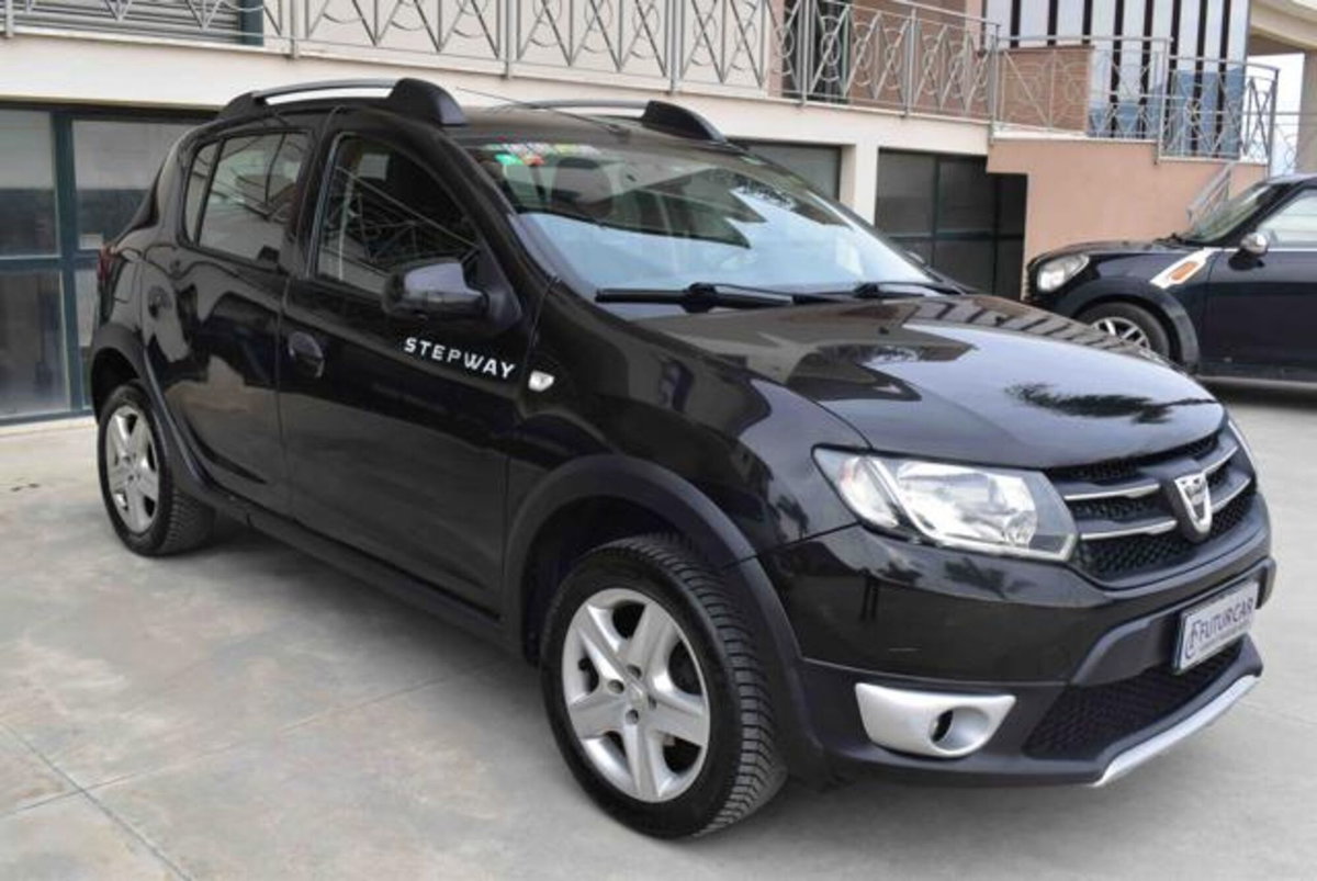 Dacia Sandero Stepway 900 TCe 12V 90CV Prestige (2)