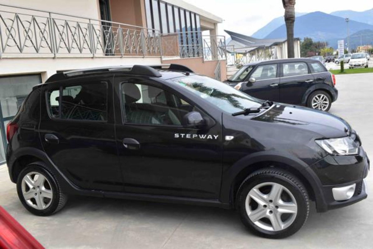 Dacia Sandero Stepway 900 TCe 12V 90CV Prestige (5)