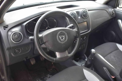 Dacia Sandero Stepway 900 TCe 12V 90CV Prestige (6)