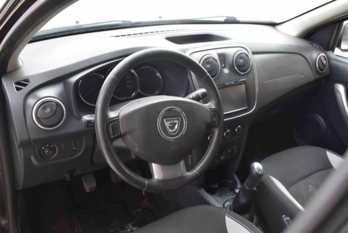 Dacia Sandero Stepway 900 TCe 12V 90CV Prestige (7)