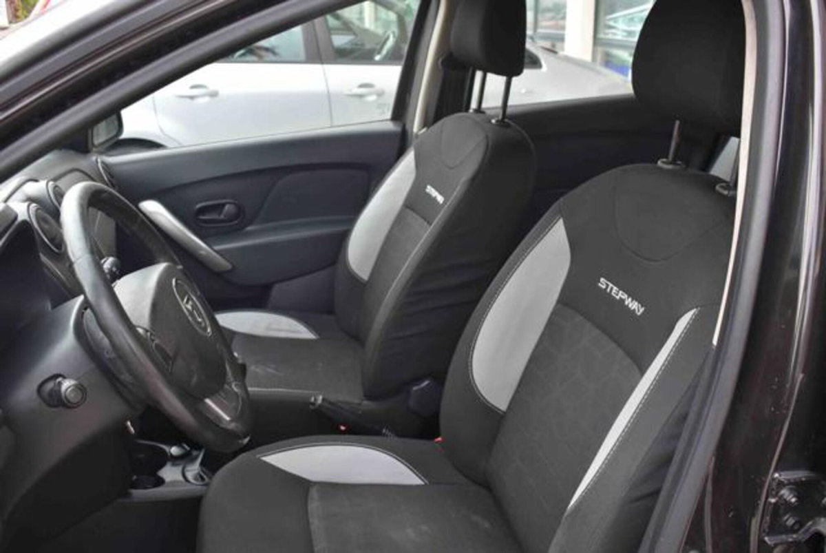 Dacia Sandero Stepway 900 TCe 12V 90CV Prestige (8)