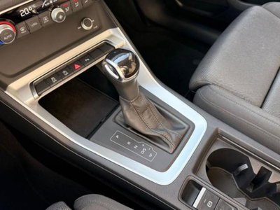 Audi Q3 35 TDI quattro S tronic Business Advanced (17)