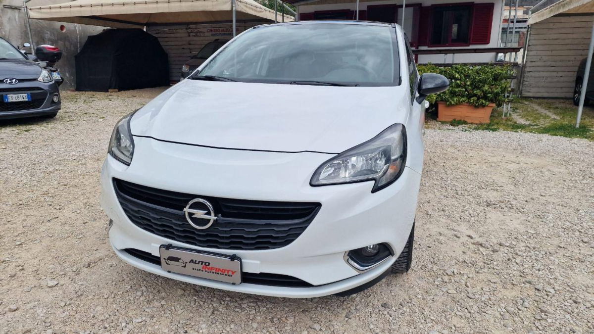 Opel Corsa 1.4 90CV GPL Tech 5 porte Cosmo (2)