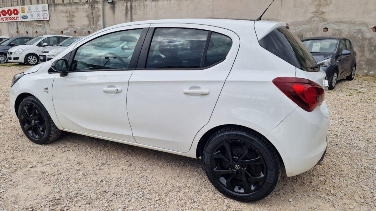 Opel Corsa 1.4 90CV GPL Tech 5 porte Cosmo (4)