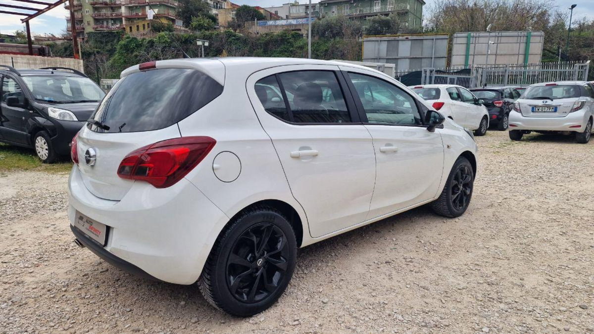 Opel Corsa 1.4 90CV GPL Tech 5 porte Cosmo (7)