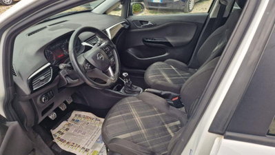 Opel Corsa 1.4 90CV GPL Tech 5 porte Cosmo (9)