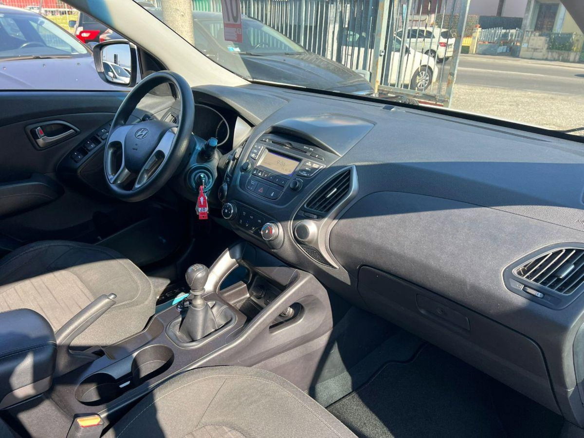 Hyundai ix35 1.7 CRDi 2WD Comfort (14)