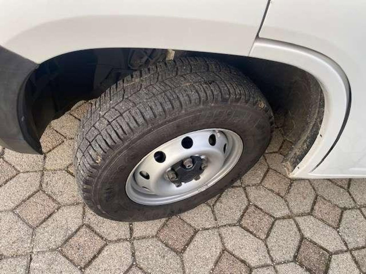 Fiat Ducato Cabinato 33 LH1 2.3 mjt 120cv carro d.cab. E6d-temp (15)