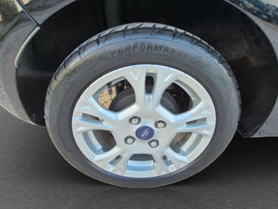 Ford Fiesta 1.5 TDCi 75CV 5 porte Titanium (20)