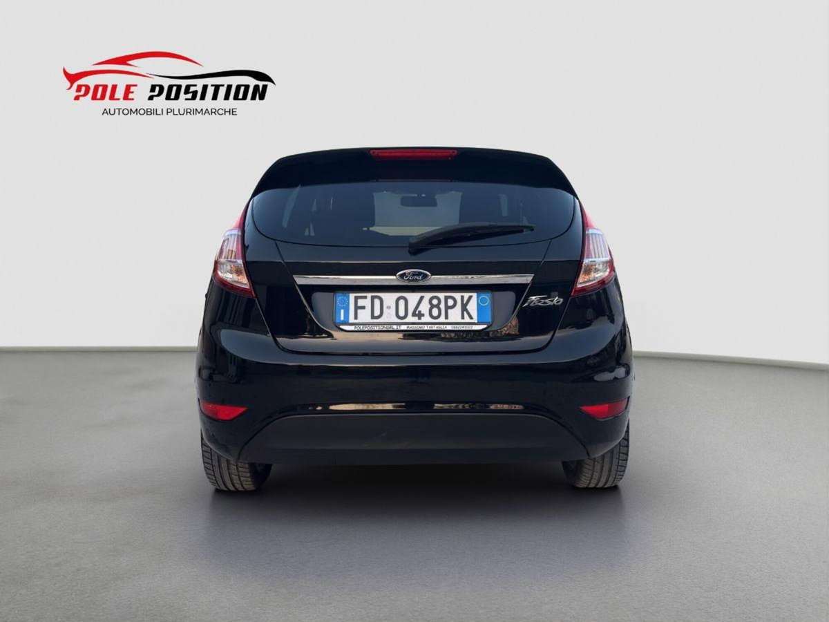 Ford Fiesta 1.5 TDCi 75CV 5 porte Titanium (4)