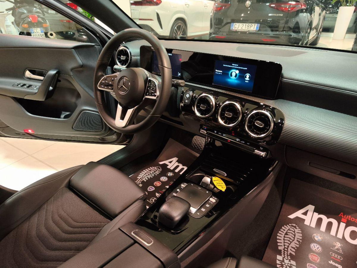 Mercedes-Benz Classe A 180 d Automatic Sport (13)