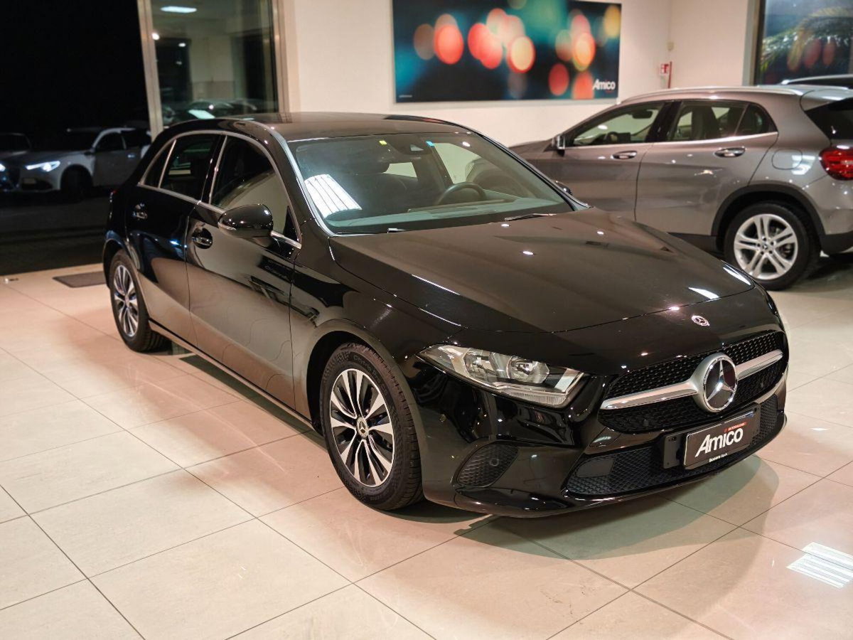Mercedes-Benz Classe A 180 d Automatic Sport (3)
