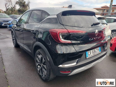 Renault Captur 1.0 tce Techno 90cv (4)