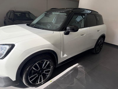 MINI Mini Countryman SE Favoured all4 (2)