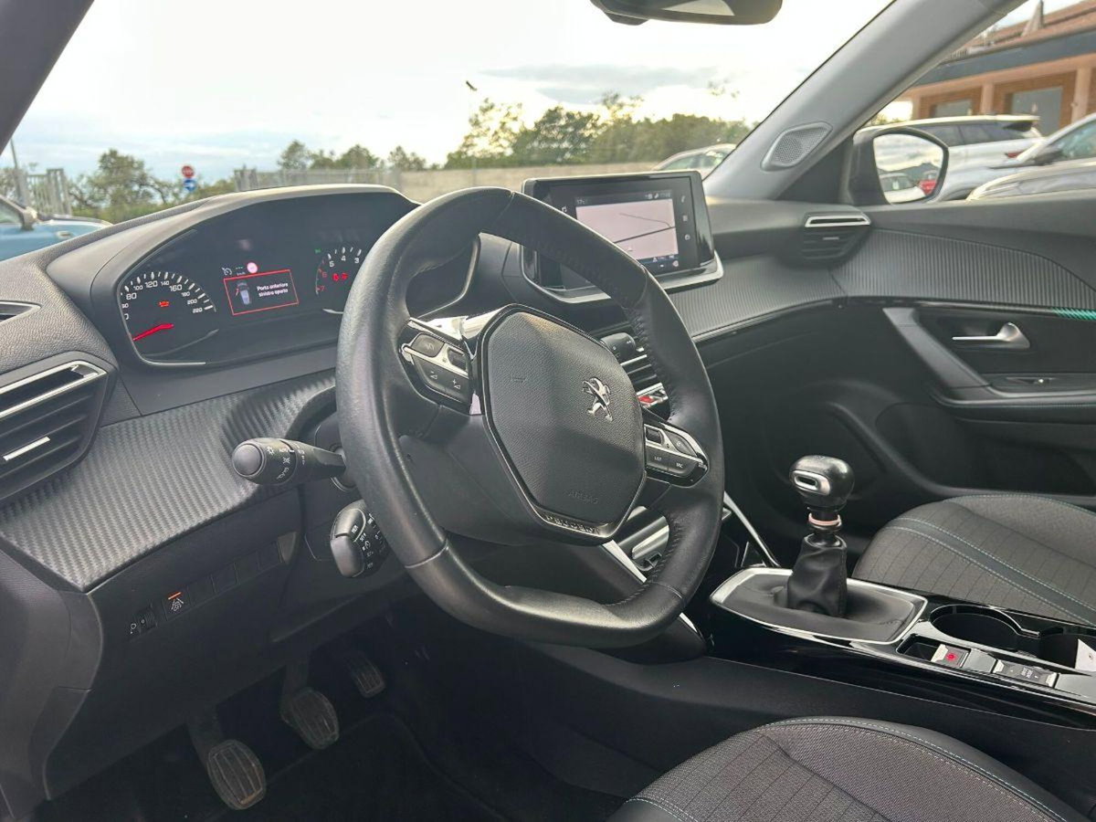 Peugeot 2008 BlueHDi 110 S&S Allure (10)