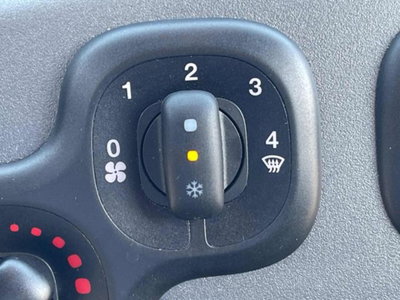 Fiat Panda 1.0 firefly hybrid s&s 70cv 5p.ti (10)