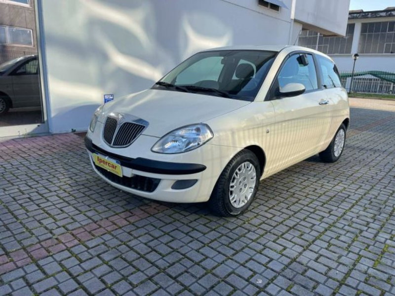 Lancia Ypsilon 1.2 Argento