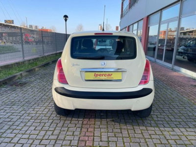 Lancia Ypsilon 1.2 Argento (6)