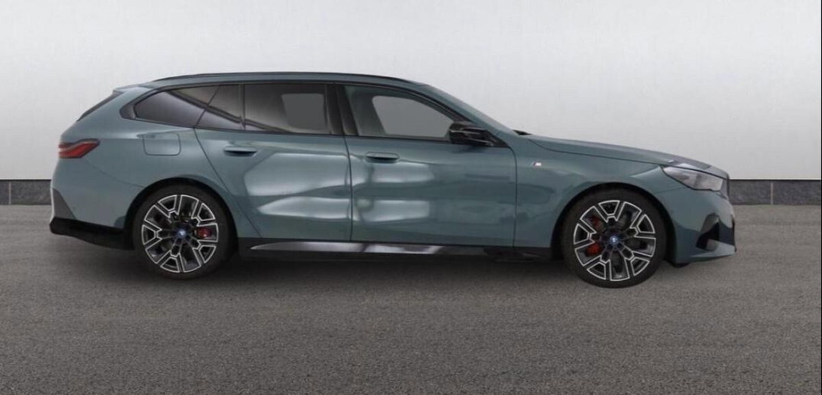 BMW i5 Touring M60 (3)