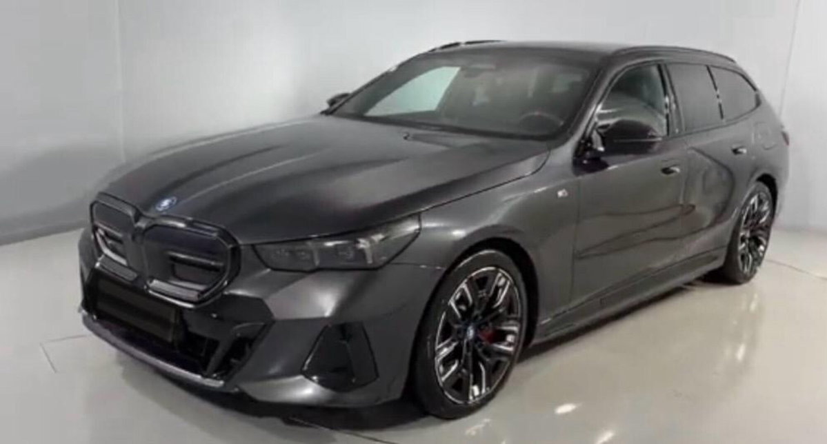 BMW i5 Touring M60 (5)