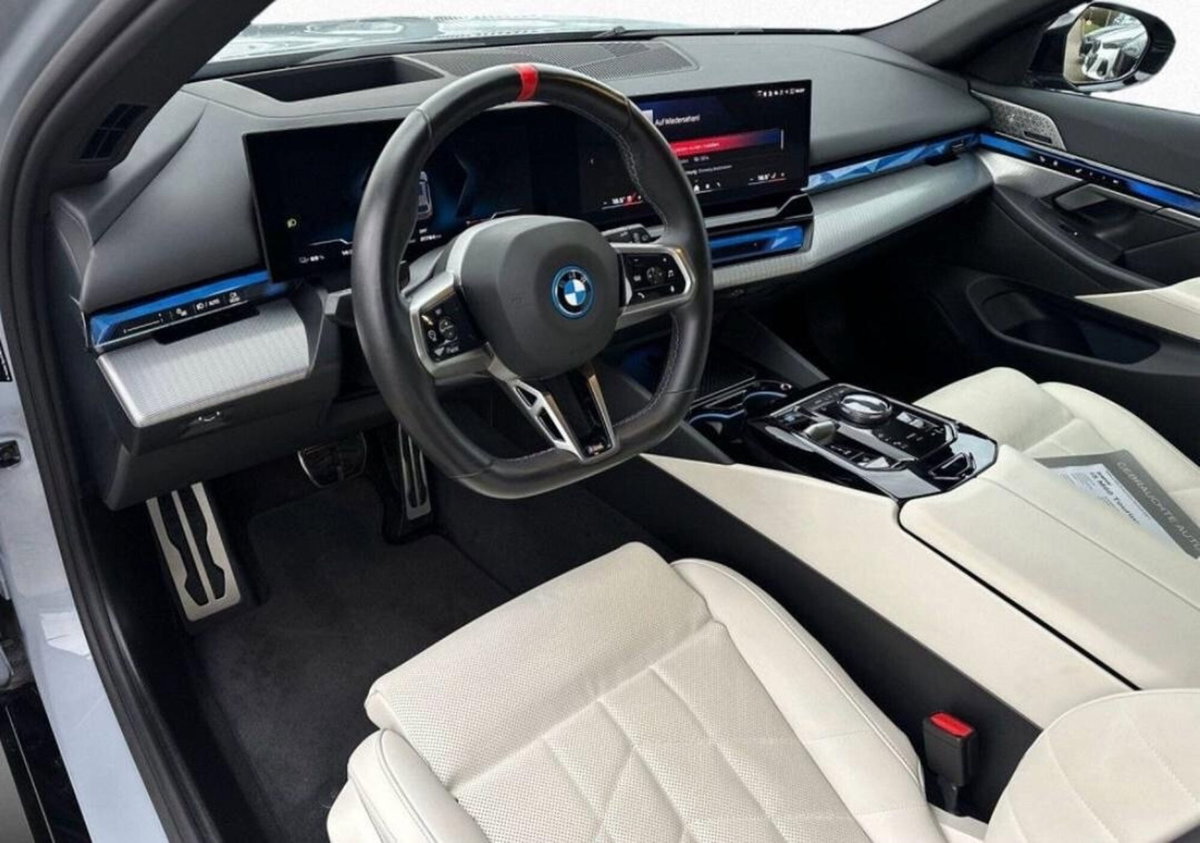 BMW i5 Touring M60 (8)