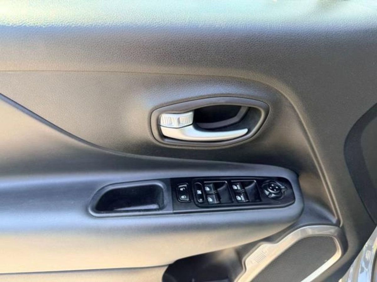 Jeep Renegade 1.0 T3 Limited (13)