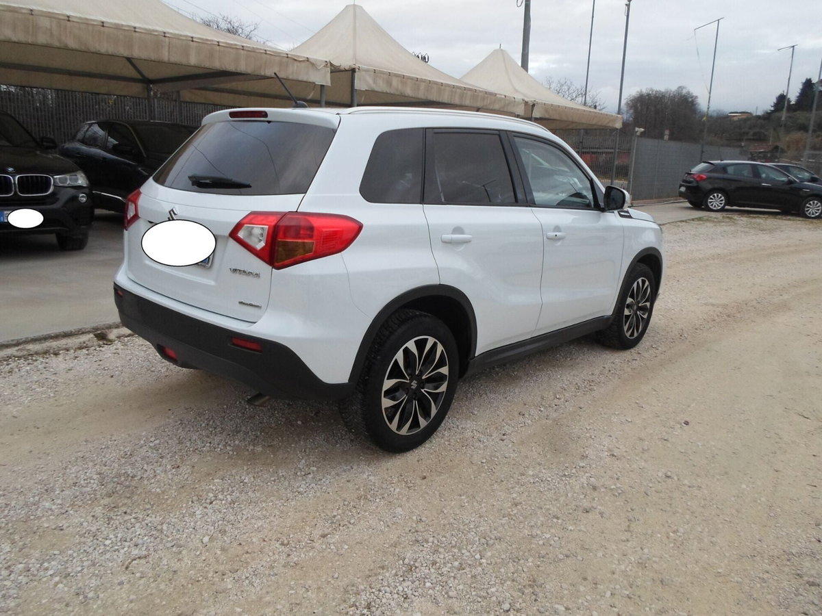 Suzuki Vitara 1.6 DDiS 4WD AllGrip DCT V-Top (3)