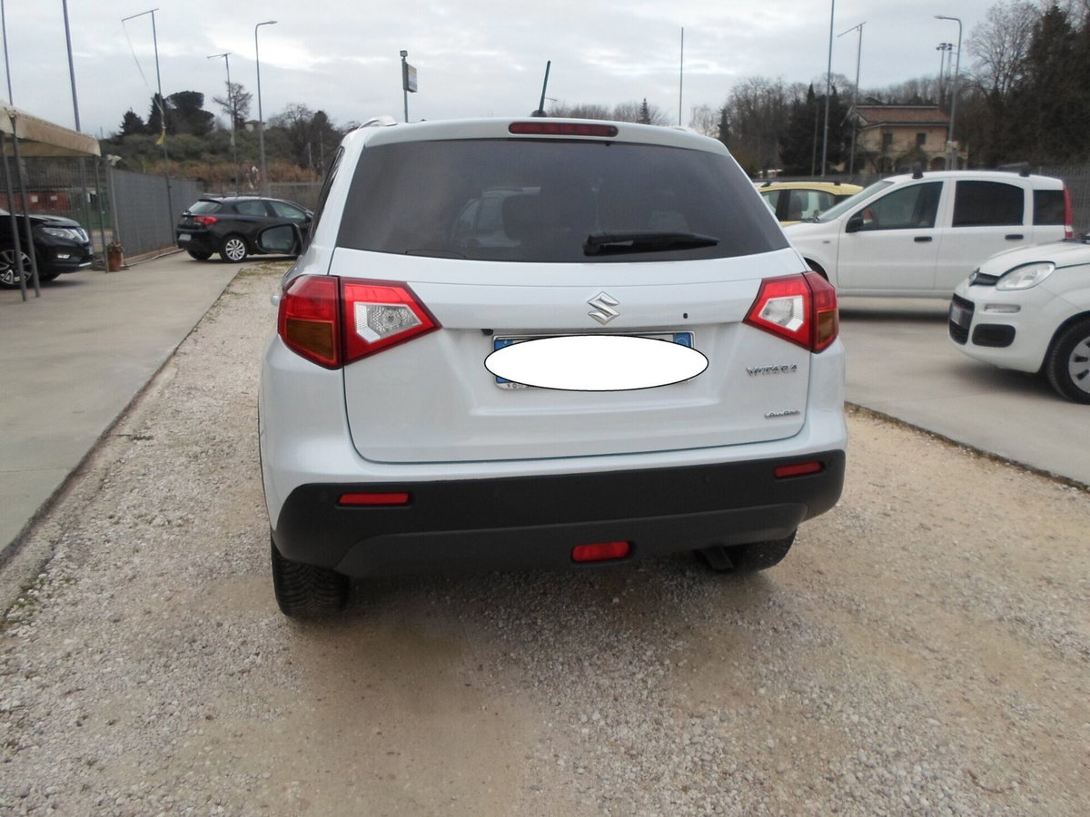 Suzuki Vitara 1.6 DDiS 4WD AllGrip DCT V-Top (6)