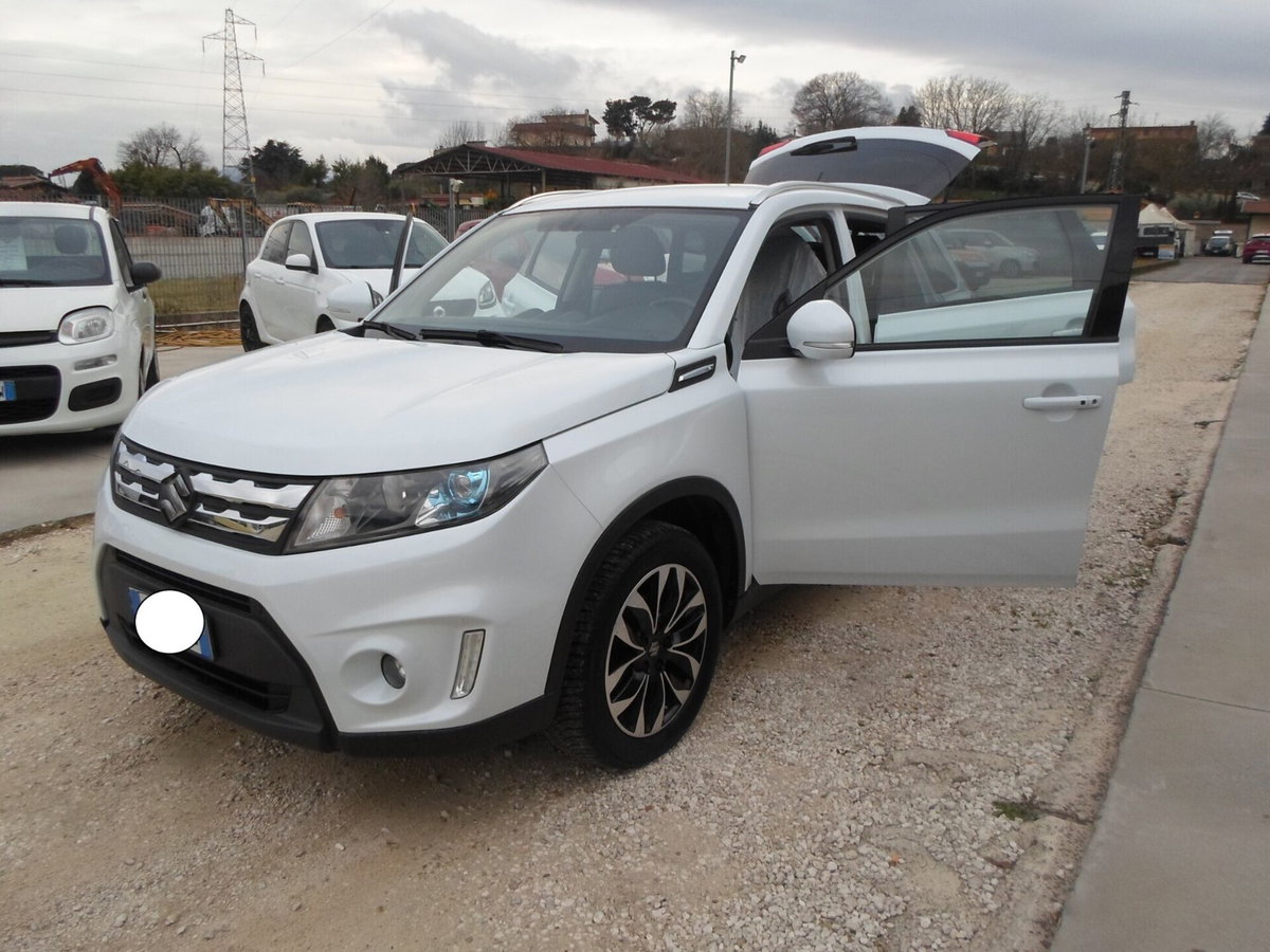 Suzuki Vitara 1.6 DDiS 4WD AllGrip DCT V-Top (9)