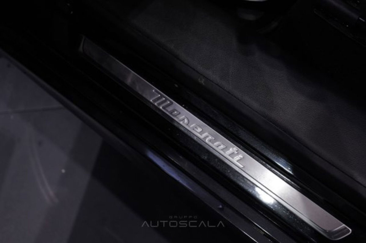 Maserati Grecale 2.0 MHEV 300 CV GT PrimaSerie (14)
