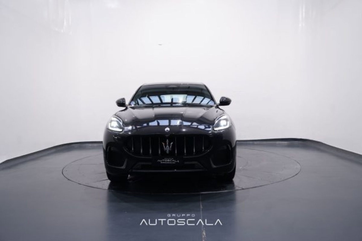 Maserati Grecale 2.0 MHEV 300 CV GT PrimaSerie (2)