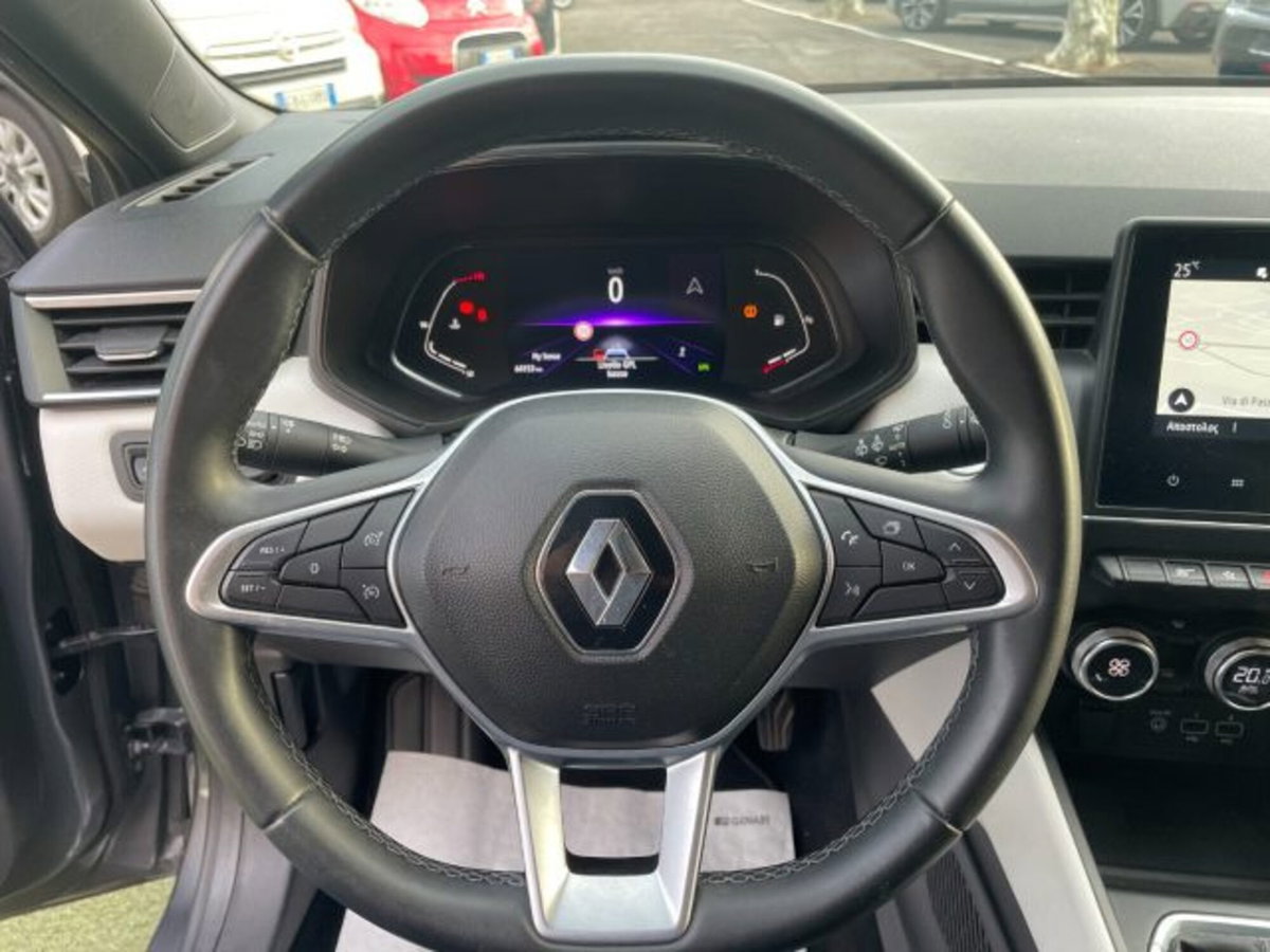 Renault Clio 1.0 tce Techno Gpl 100cv (15)