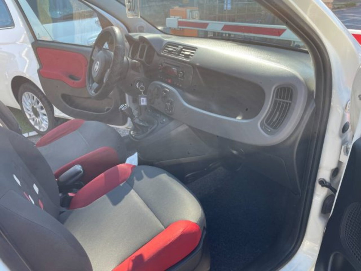 Fiat Panda 1.3 MJT 95 CV S&S Easy (10)