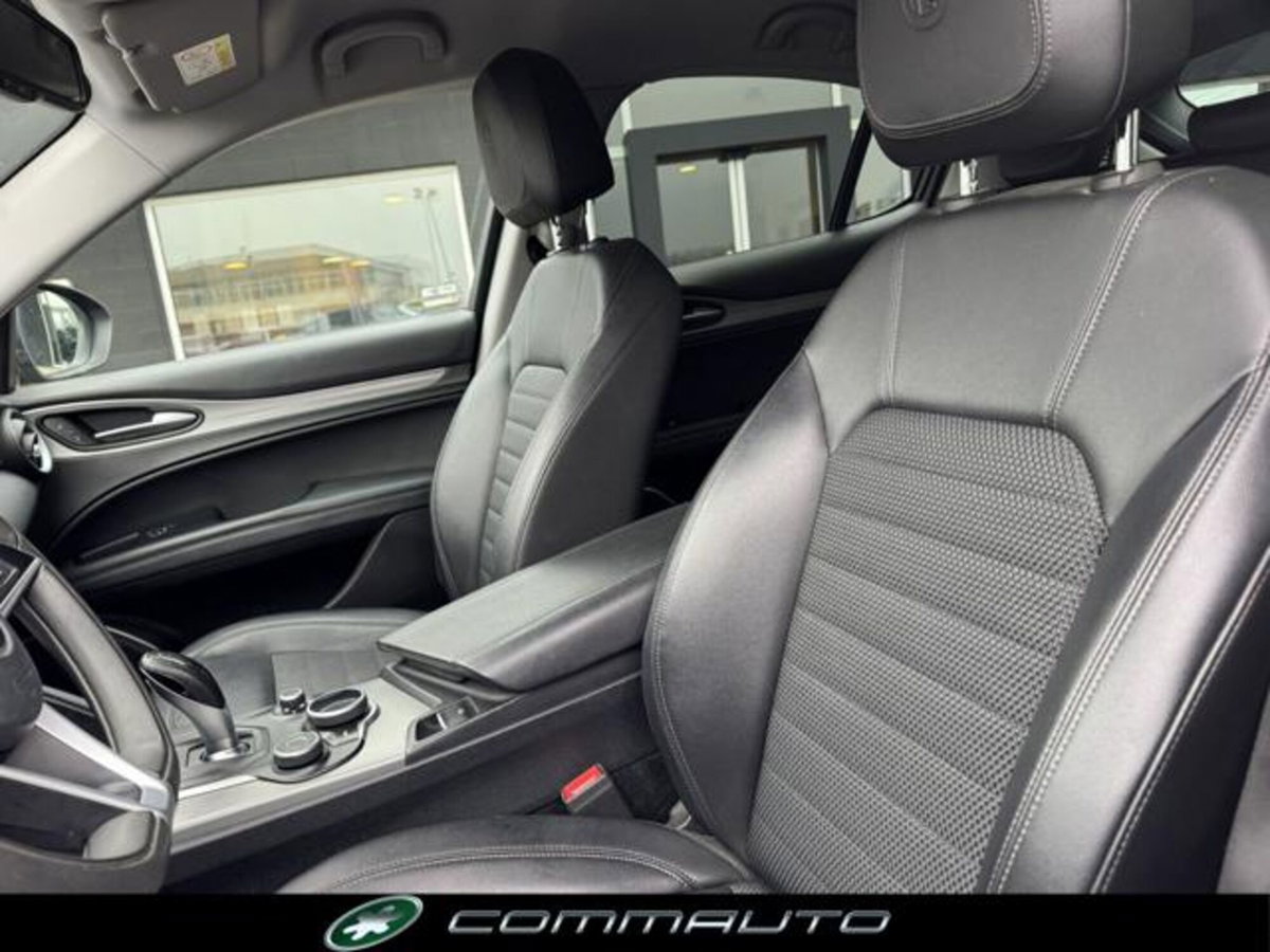 Alfa Romeo Stelvio Stelvio 2.2 Turbodiesel 190 CV AT8 RWD Business (11)
