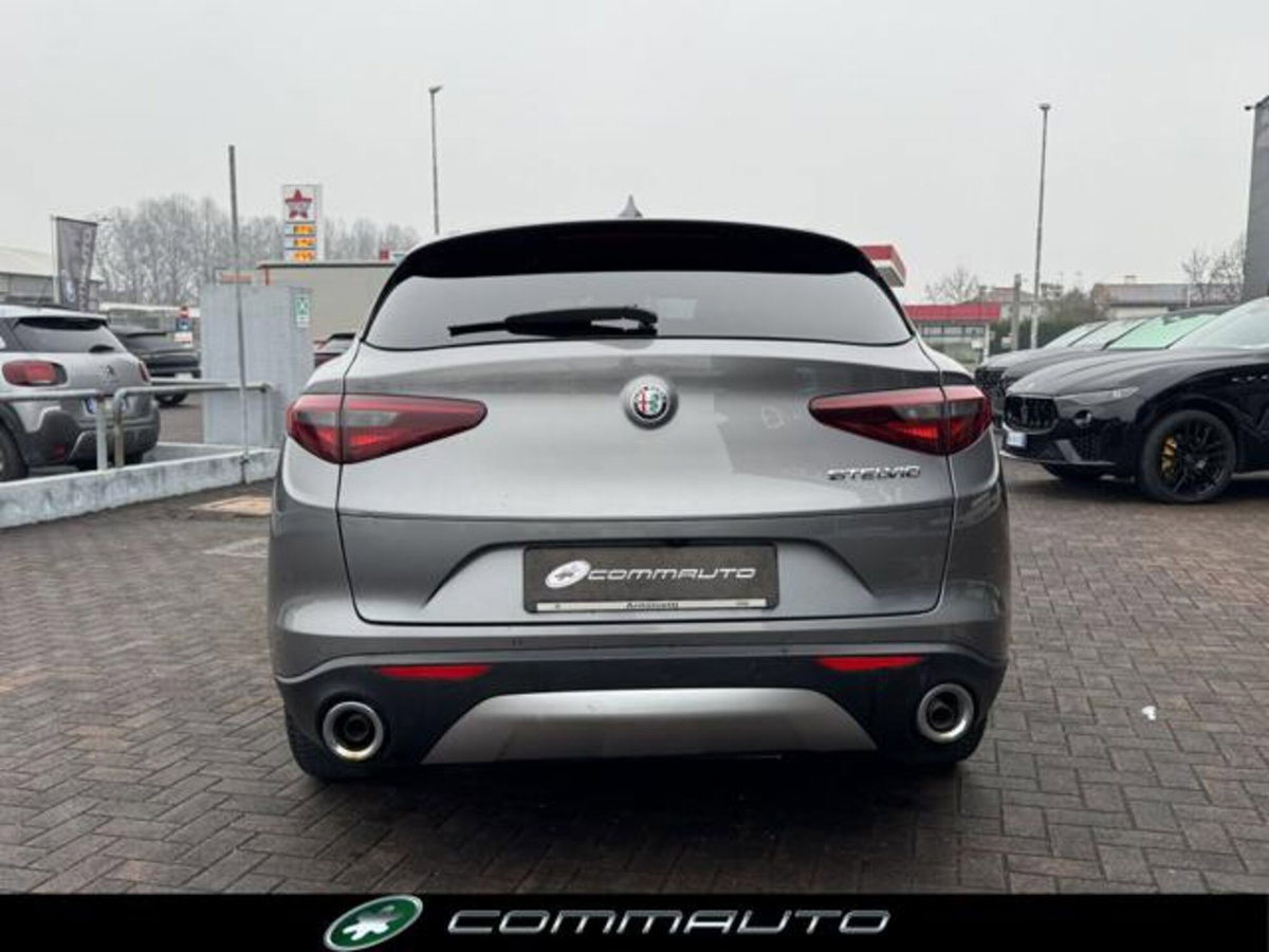 Alfa Romeo Stelvio Stelvio 2.2 Turbodiesel 190 CV AT8 RWD Business (3)