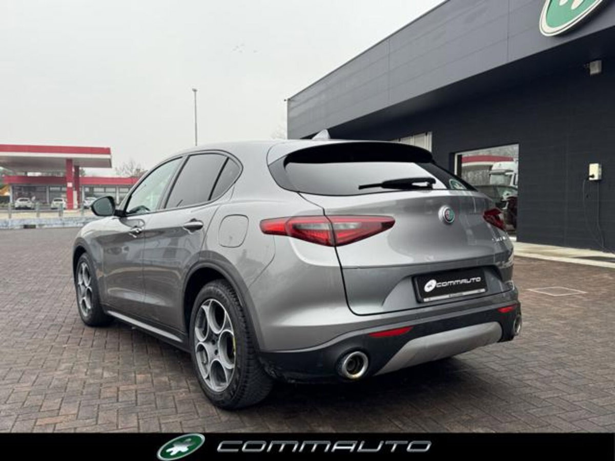 Alfa Romeo Stelvio Stelvio 2.2 Turbodiesel 190 CV AT8 RWD Business (4)