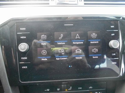 Volkswagen Passat Variant 2.0 TDI SCR EVO DSG Business (10)