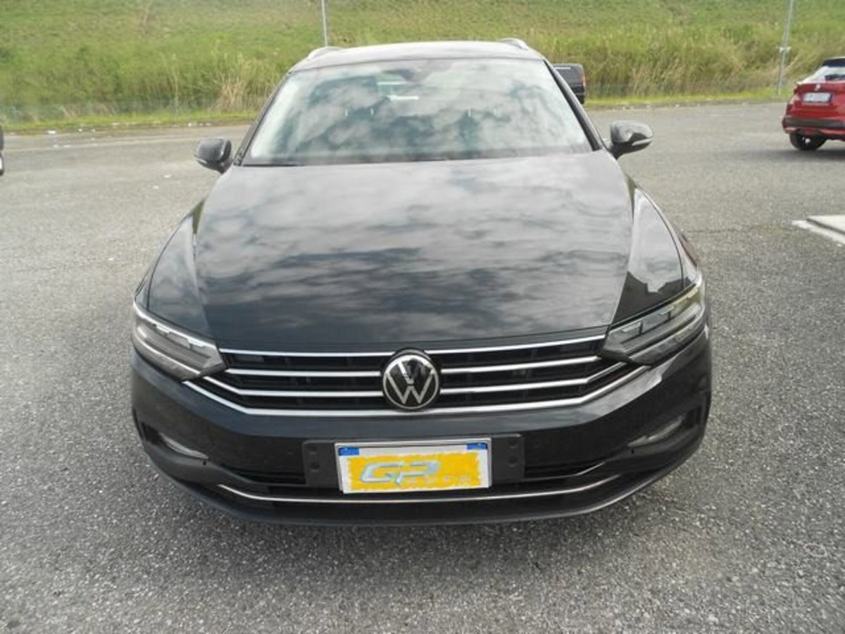 Volkswagen Passat Variant 2.0 TDI SCR EVO DSG Business (2)