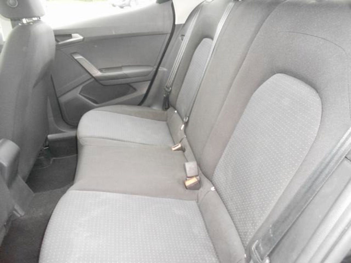 SEAT Arona 1.0 EcoTSI 110 CV DSG XPERIENCE (7)