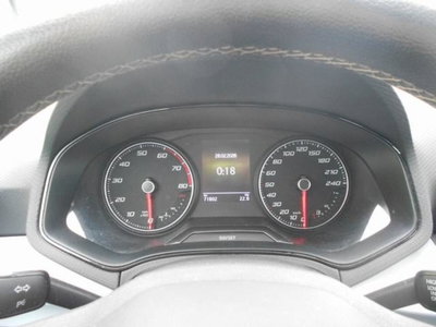 SEAT Arona 1.0 EcoTSI 110 CV DSG XPERIENCE (9)