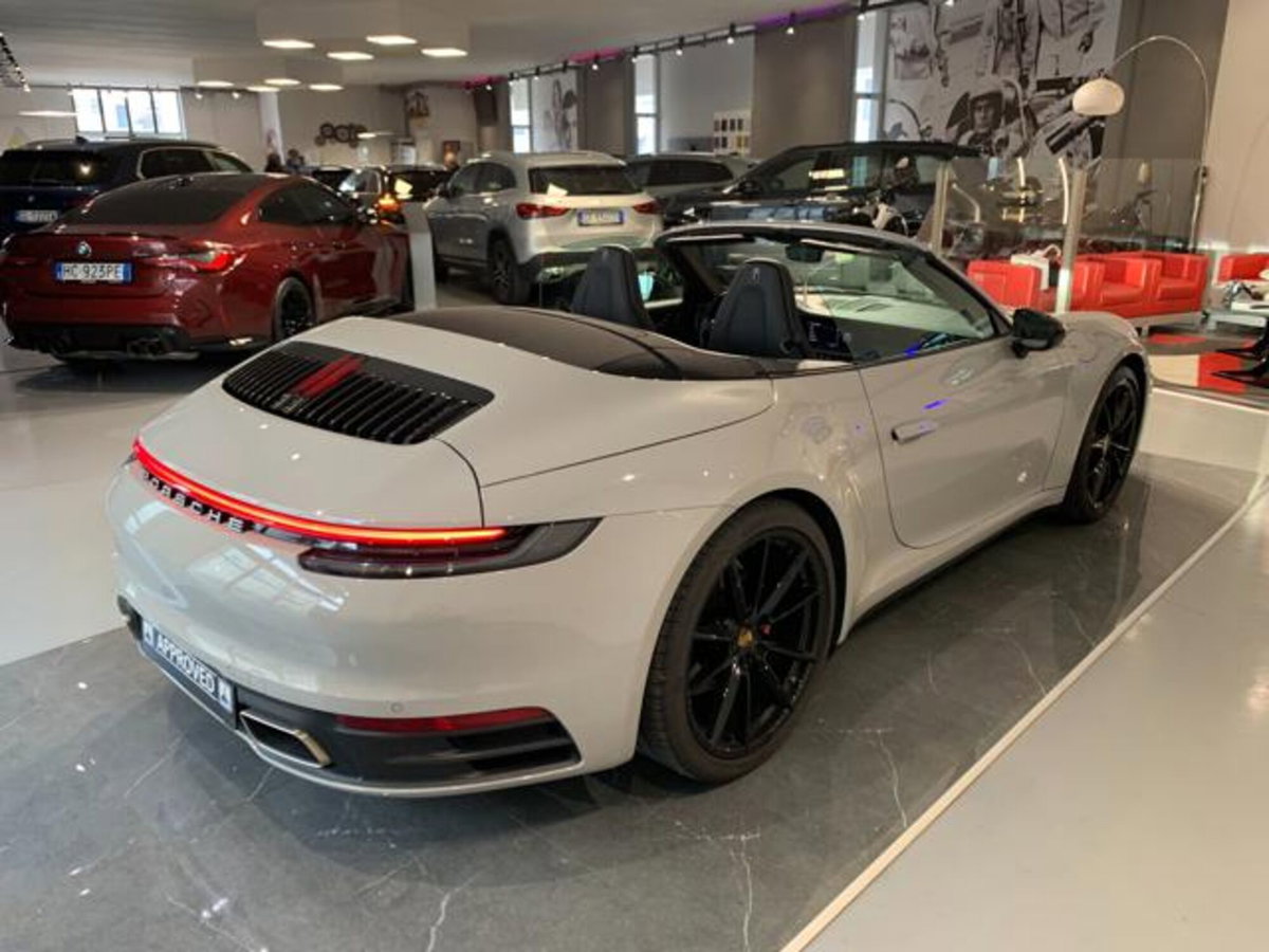 Porsche 911 Cabrio Cabrio 3.0 Carrera auto (5)