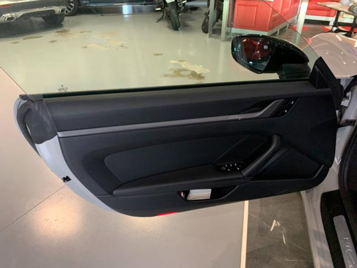 Porsche 911 Cabrio Cabrio 3.0 Carrera auto (9)